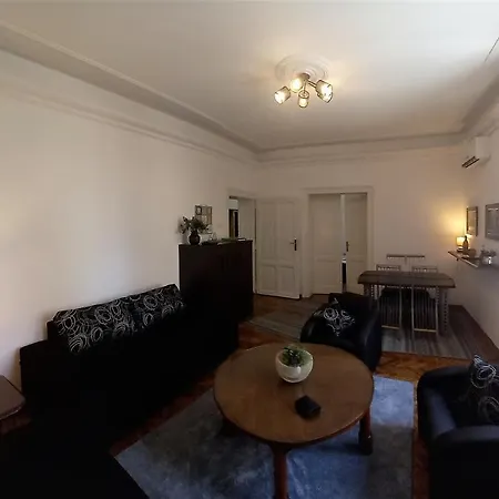 アパート Fortress 1: Quiet, Lux 50m2 , In The Pedestrian Zone ベオグラード