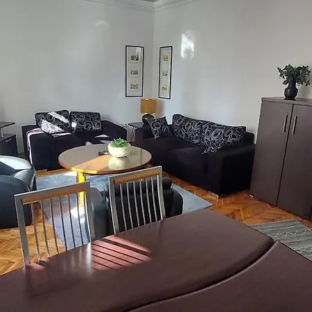 Apartment Fortress 1: Quiet, Lux 50m2 , In The Pedestrian Zone *